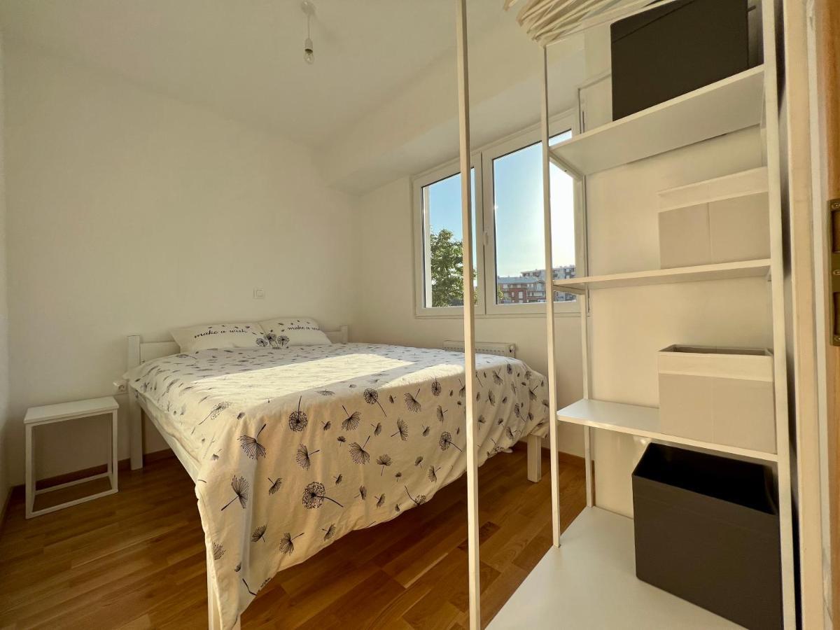 Sara'S Apartment Cozy And Close To Center With Private Parking Skopje Luaran gambar